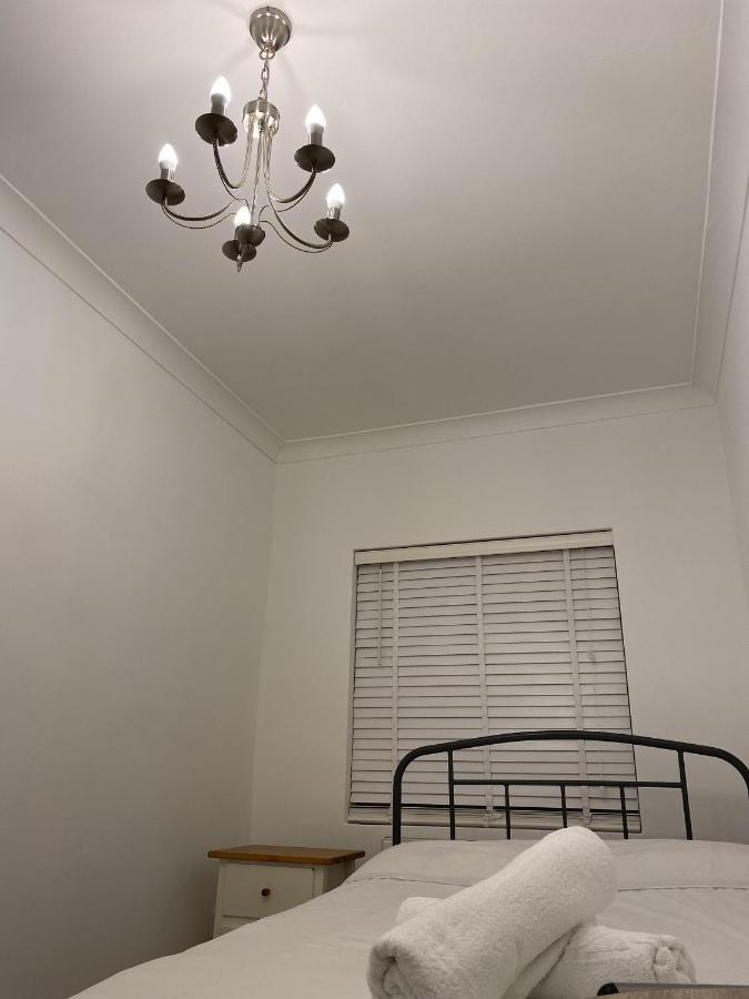 London Rooms With Free Parking 134 Edgware Bagian luar foto